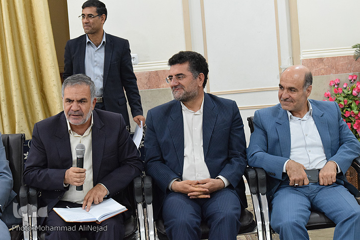 گزارش تصویری جلسه شورای فرهنگ عمومی لرستان گزارش تصویری جلسه شورای فرهنگ عمومی لرستان