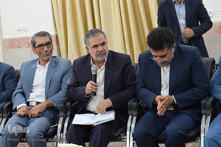 گزارش تصویری جلسه شورای فرهنگ عمومی لرستان گزارش تصویری جلسه شورای فرهنگ عمومی لرستان