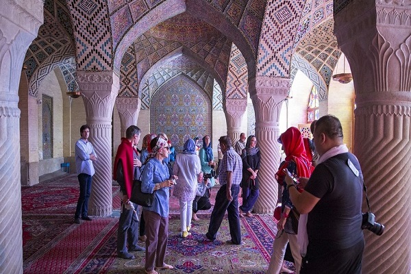 فرهنگ عامه را به گردشگران خارجی معرفی کنیم