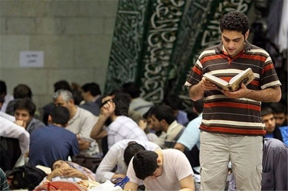 دعا، وصل انسان ضعیف به قوه لایتناهی است