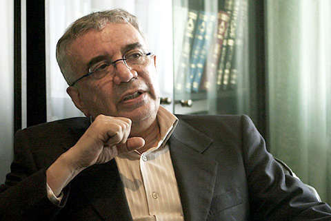 12 هزار شاعر صاحب دیوان داریم/ تاثیرپذیری جهانیان از گلستان سعدی 12 هزار شاعر صاحب دیوان داریم/ تاثیرپذیری جهانیان از گلستان سعدی