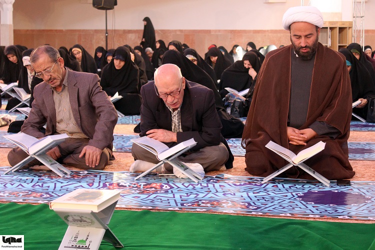 جزءخوانی قرآن کریم در حسینیه باغ بهشت همدان