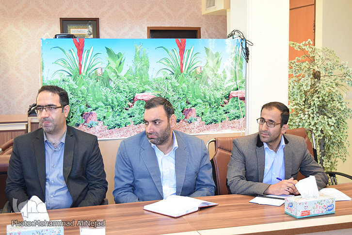 گزارش تصویری &laquo;نشست هم&zwnj;اندیشی توسعه ورزش&zwnj;های همگانی&raquo; در کمیته امداد لرستان