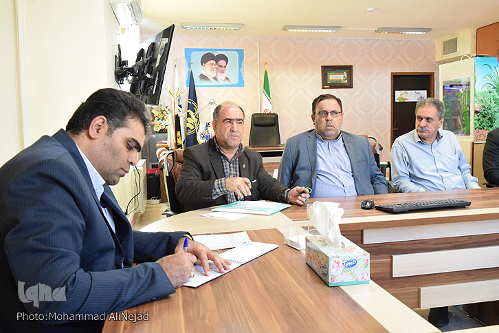 گزارش تصویری &laquo;نشست هم&zwnj;اندیشی توسعه ورزش&zwnj;های همگانی&raquo; در کمیته امداد لرستان