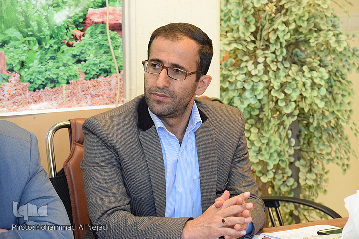گزارش تصویری &laquo;نشست هم&zwnj;اندیشی توسعه ورزش&zwnj;های همگانی&raquo; در کمیته امداد لرستان