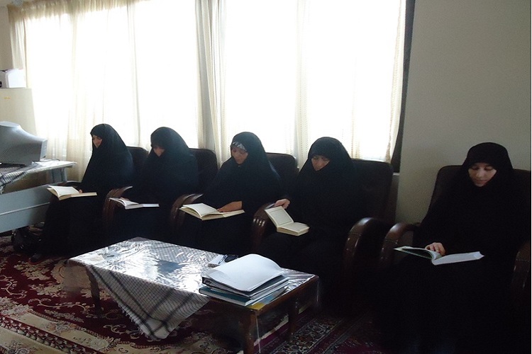 برگزاری طرح تفسیر زندگی با قرآن در مؤسسات کرمانشاه