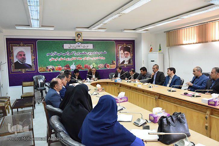 گزارش تصویری جلسه ستاد استانی برداشت غلات و کلزا در لرستان