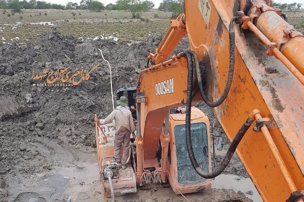 چهارشنبه//ادامه کار تفحص شهدا در باتلاق&zwnj;ها با وجود عدم تجهیزات لازم