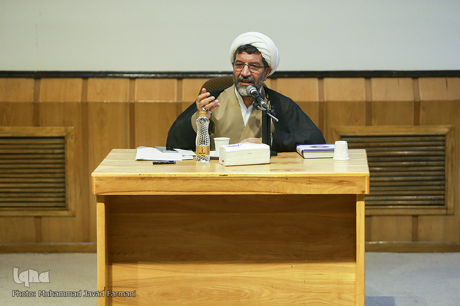 آغاز به کار نخستین همایش بینالمللی «دین، فرهنگ و فناوری»/ ارائه مقالات در پنلهای فارسی و انگلیسی آغاز به کار نخستین همایش بینالمللی «دین، فرهنگ و فناوری»/ ارائه مقالات در پنلهای فارسی و انگلیسی