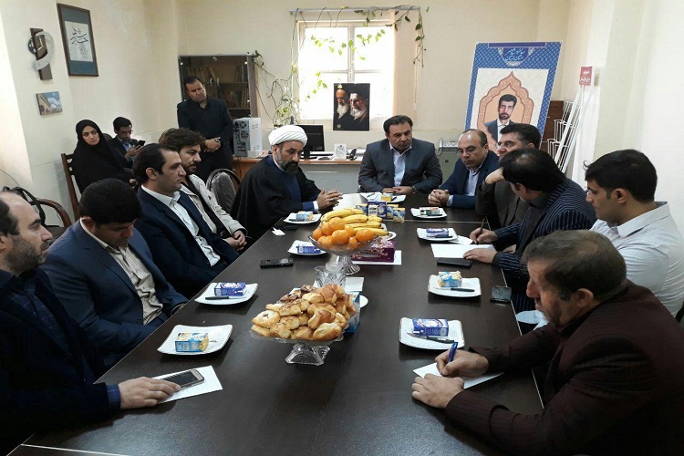 واگذاری امور مطبوعات به تشکل&zwnj;های مدنی و صنفی