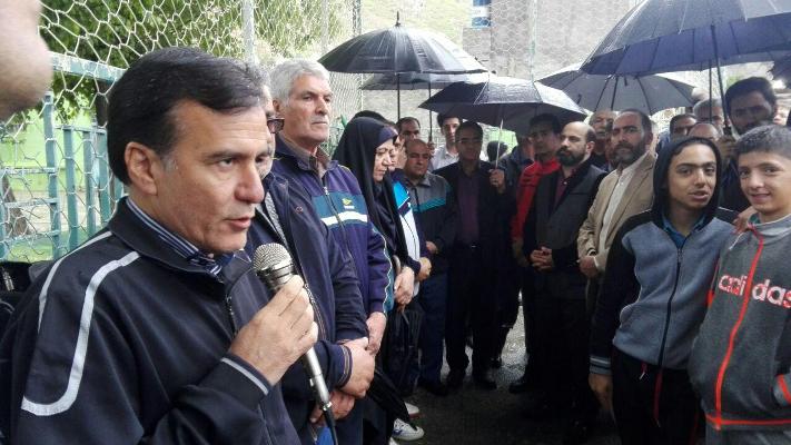 دیدار مدیرکل تعاون لرستان با خانواده شهدای کارگر