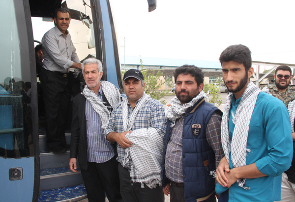 گزارش تصویری صعود بسیجیان کوهدشتی به ارتفاعات بازی&zwnj;دراز