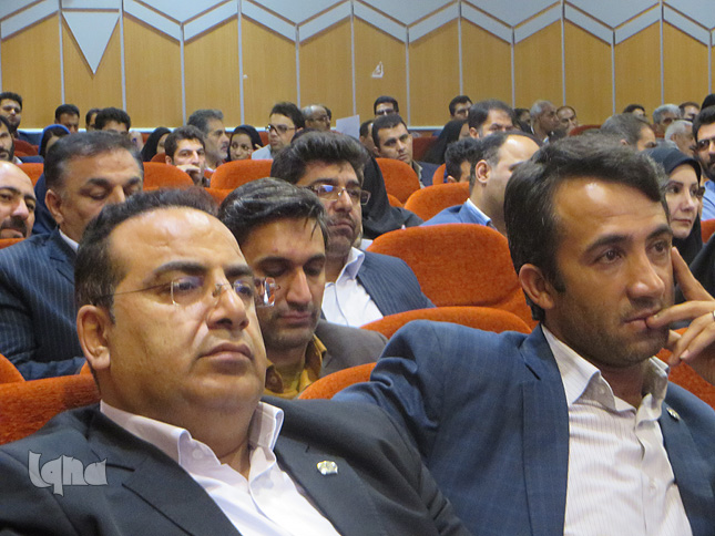 گزارش تصویری جشنواره امتنان از نخبگان جامعه کار و تولید لرستان گزارش تصویری جشنواره امتنان از نخبگان جامعه کار و تولید لرستان