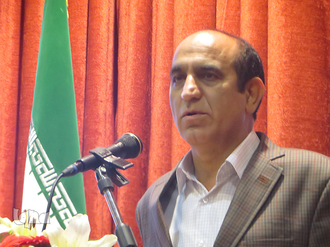 گزارش تصویری جشنواره امتنان از نخبگان جامعه کار و تولید لرستان گزارش تصویری جشنواره امتنان از نخبگان جامعه کار و تولید لرستان