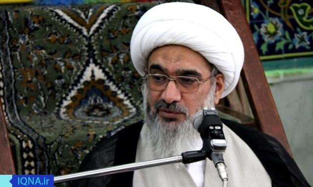 ویژگی انسانی که زندگی خود را بر اساس عبودیت مدیریت می&zwnj;کند