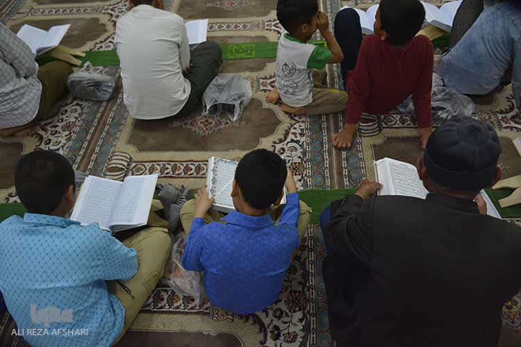 مراسم جز خوانی در حرم زینبیه اصفهان
