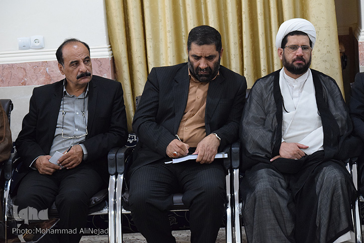 گزارش تصویری جلسه ستاد استانی بزرگداشت چهلمین سالگرد پیروزی انقلاب در لرستان