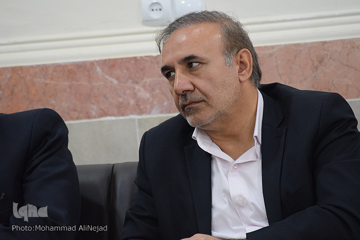 گزارش تصویری جلسه ستاد استانی بزرگداشت چهلمین سالگرد پیروزی انقلاب در لرستان