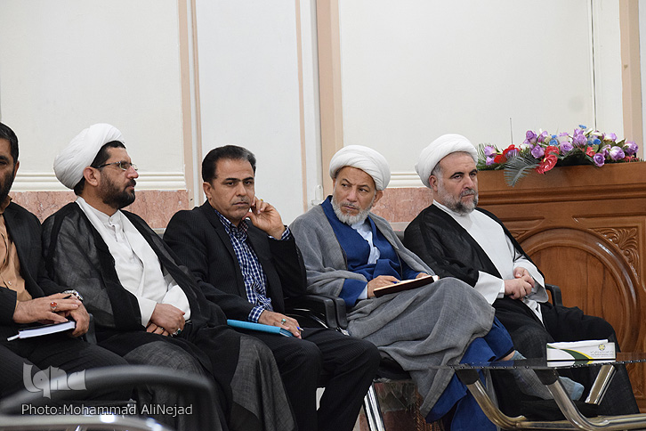 گزارش تصویری جلسه ستاد استانی بزرگداشت چهلمین سالگرد پیروزی انقلاب در لرستان