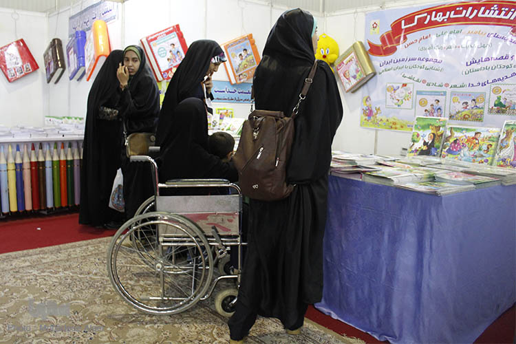 حضور مردم در روز پنجم نمایشگاه بین المللی قران