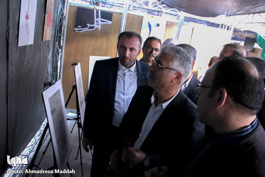 از تمدید مهلت یك روزه نمایشگاه قرآن فارس تا بازدید استاندار/ غربت رسانهای «عروةالوثقی» شكسته شد از تمدید مهلت یك روزه نمایشگاه قرآن فارس تا بازدید استاندار/ غربت رسانهای «عروةالوثقی» شكسته شد