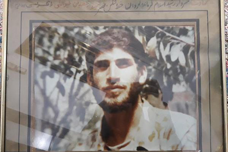 گزارش تصویری دیدار کارکنان اداره&zwnj;کل حفظ آثار دفاع مقدس لرستان با مادر شهید زاهدالدین خیرالهی