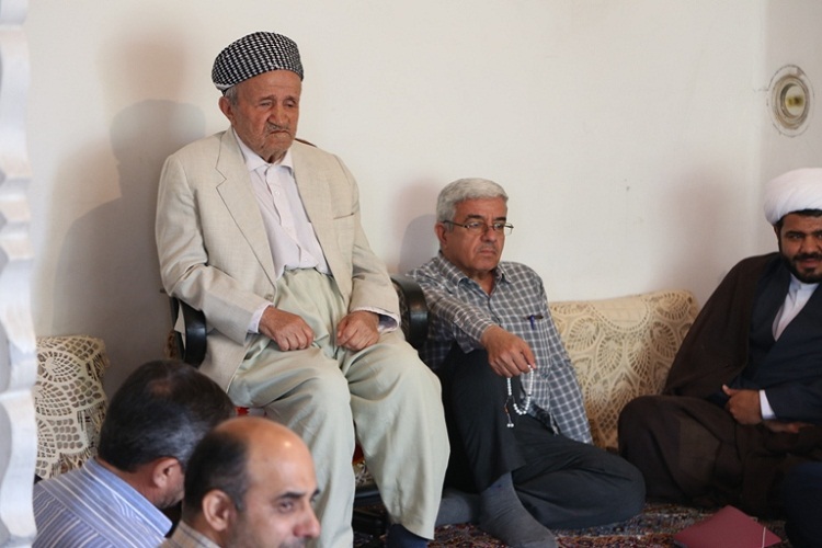 حافظ روشندلی که هدایتگر جوانان و نوجوانان به سوی نور حق شد  + عکس