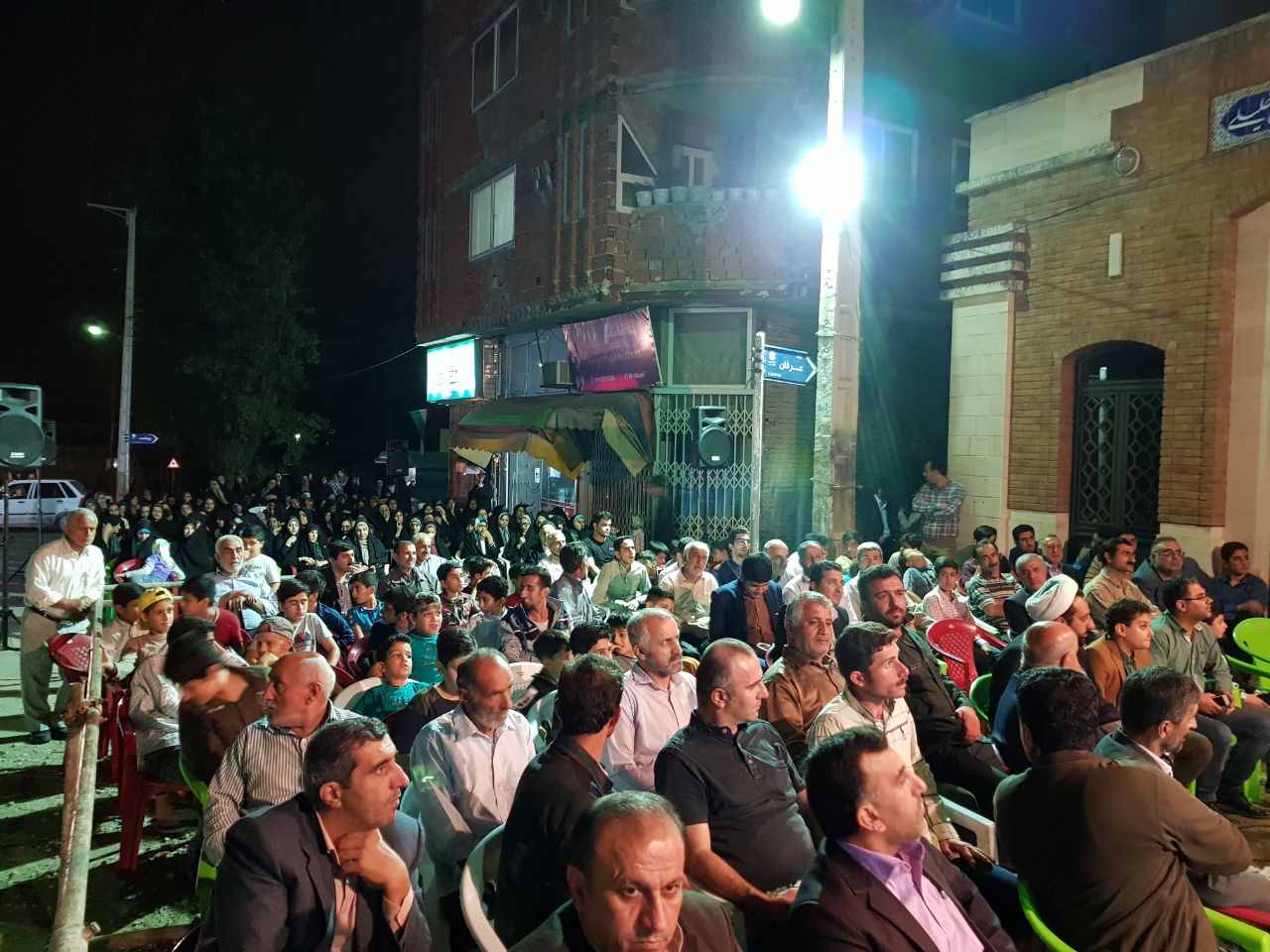 نفر نخست جهان اسلام به همت مؤسسه بقیةالله(عج) تجلیل شد نفر نخست جهان اسلام به همت مؤسسه بقیةالله(عج) تجلیل شد