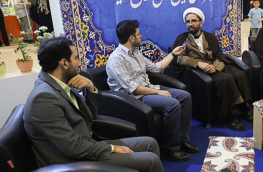 ایده خلاقانه مبارزه با خرافات در نمایشگاه قرآن/ بازدید پنج هزار نفر از غرفه آستان حضرت عبدالعظیم(ع)