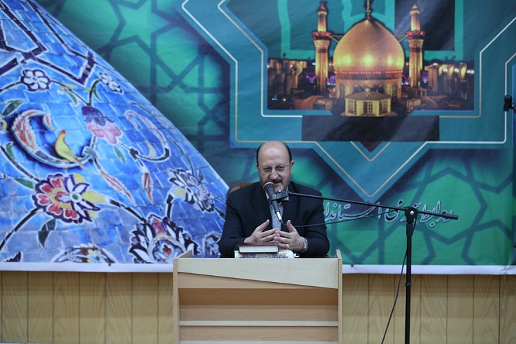 دغدغه فعالان قرآنی، کاربردی کردن دین در متن جامعه باشد