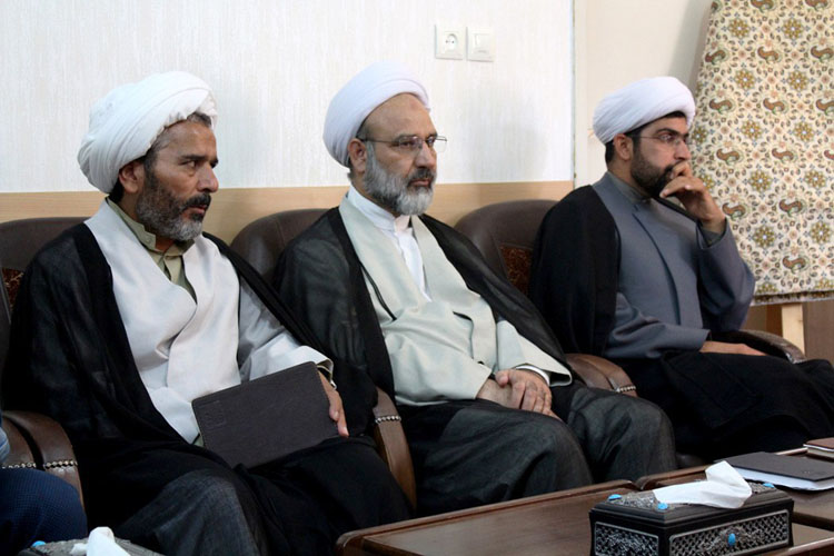 آغاز بکار ششمین جشنواره کشوری &laquo;روح خدا&raquo; در یزد+عکس