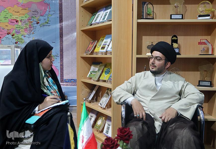 با شنیدن نام امام خمینی(ره) صلوات می&zwnj;فرستادند / ارادت خاص شیعیان افغان به امام روح الله