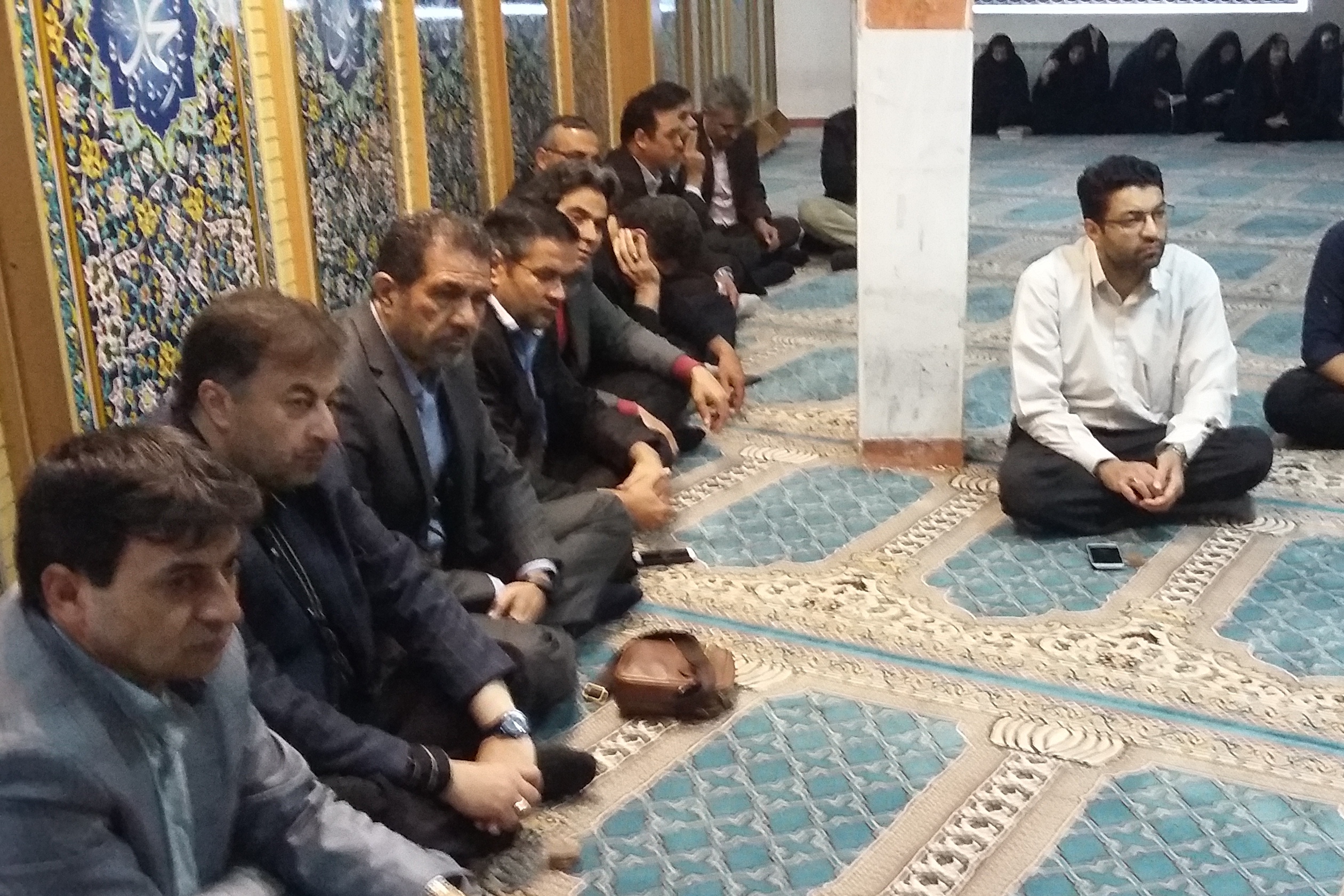 ادای احترام دانشگاهیان به روح بلند امام راحل(ره) در اردبیل