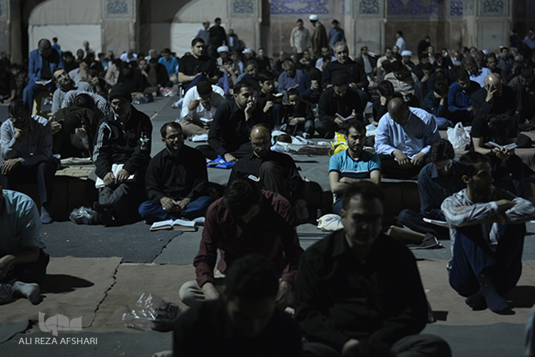 مراسم شب قدر در مسجد امام