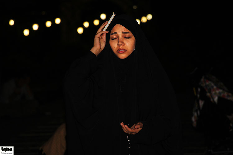 اولین شب قدر در جوار مزار شهدای همدان