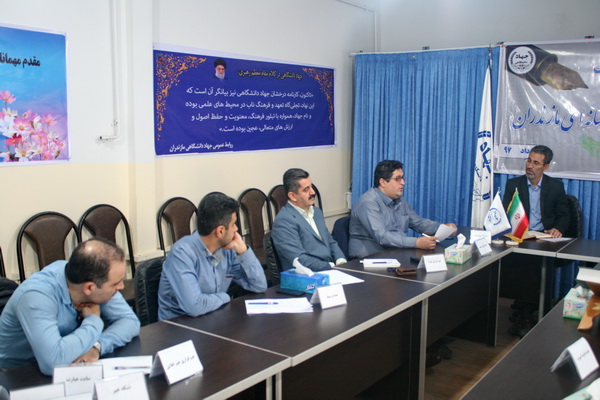 توسعه استان در گرو توسعه رسانه توسعه استان در گرو توسعه رسانه