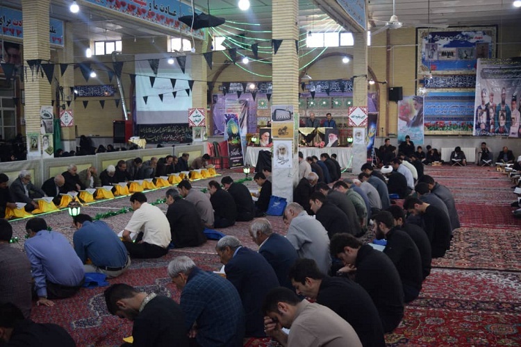 برگزاری مراسم جزء&zwnj;خوانی قرآن در حسینیه بیجار