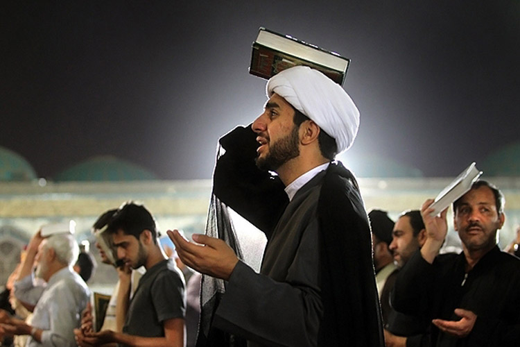 لیالی قدر؛ فرصتی برای جایگزین کردن خوبیها/احسان به همنوعان فراموش نشود لیالی قدر؛ فرصتی برای جایگزین کردن خوبیها/احسان به همنوعان فراموش نشود