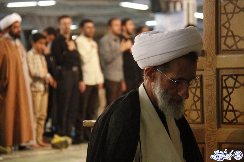 مراسم احیای شب بیست و یکم ماه رمضان در مصلای شهرکرد