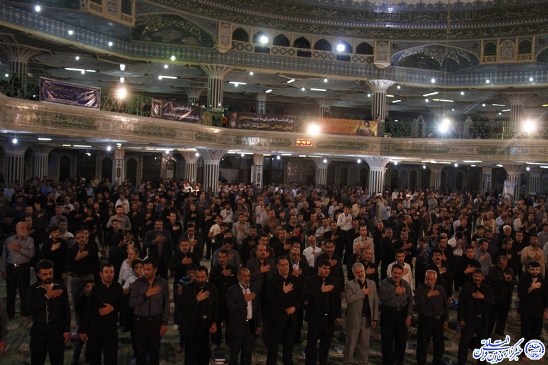 مراسم احیای شب بیست و یکم ماه رمضان در مصلای شهرکرد