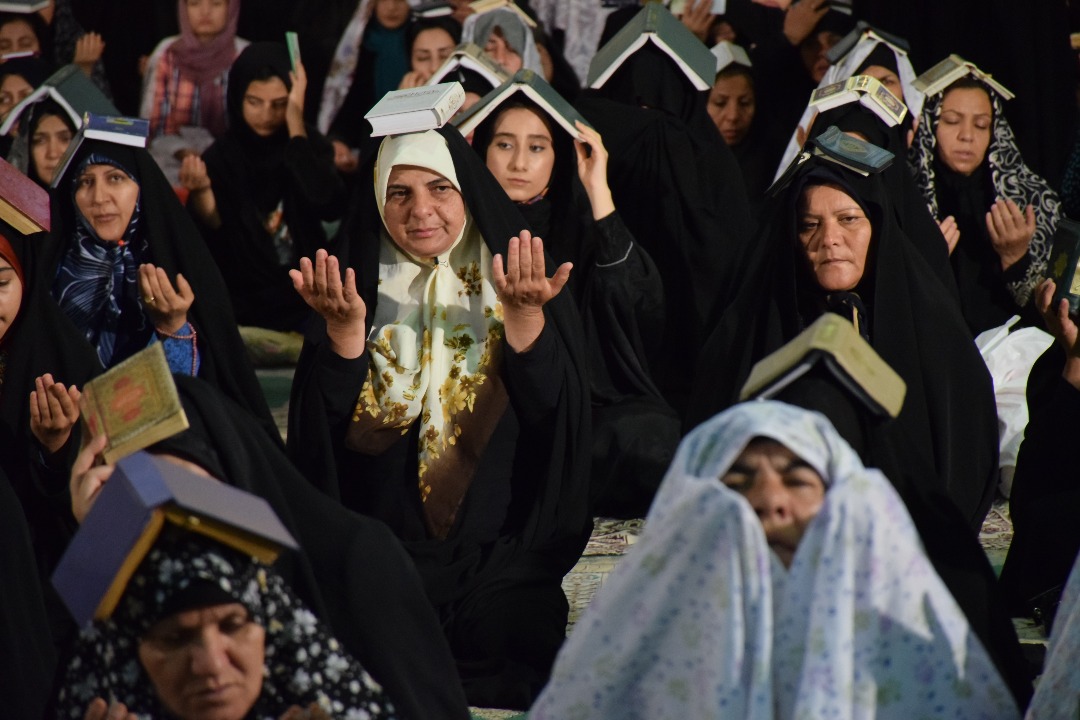 گزارش تصویری مراسم شب قدر در خرم&zwnj;آباد