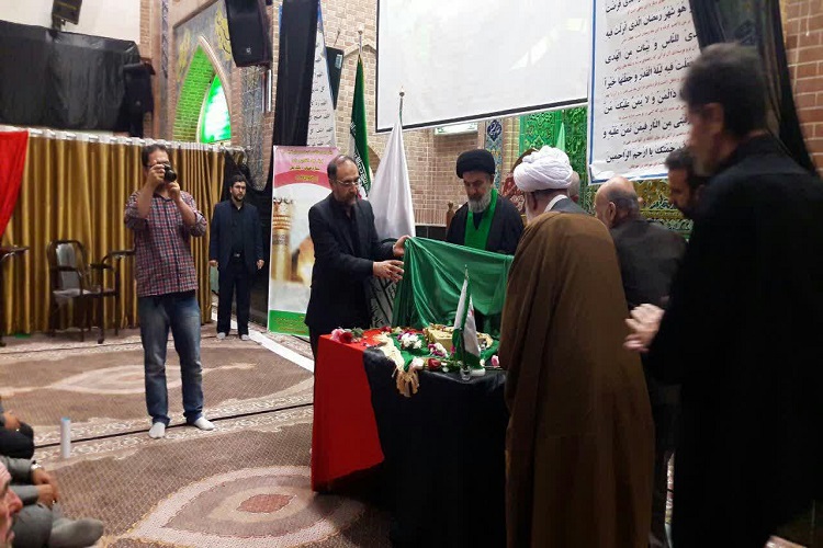 رونمایی از کتابت قرآن توسط هنرمند همدانی