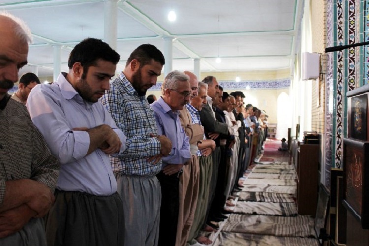 نماز شاه کلید تمام امور دینی است نماز شاه کلید تمام امور دینی است