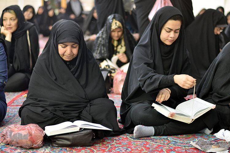 مراسم افطاری خیابانی