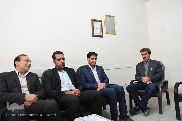 گزارش تصویری بازدید مدیر آموزش و پرورش ناحیه ناحیه یک خرم&lrm;آباد از ایکنا