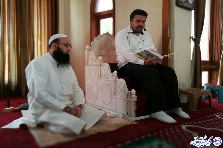 استقبال بی نظیر از قرآنیان ایرانی در پاکستان/ آموزش قرآن به همراه مترجم در پاکستان/