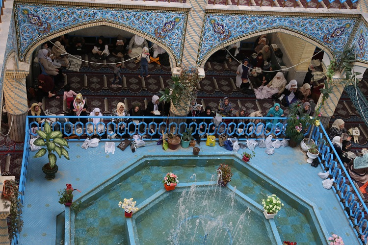 برگزاری مراسم جزء&zwnj;خوانی قرآن در مسجد جامع سنندج