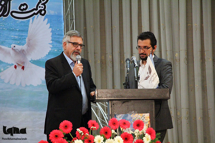 برگزاری جشن گلریزان در همدان