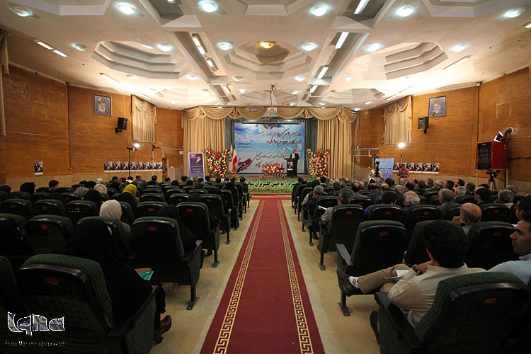 برگزاری جشن گلریزان در همدان