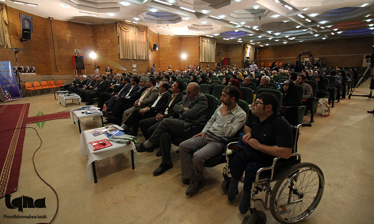 برگزاری جشن گلریزان در همدان